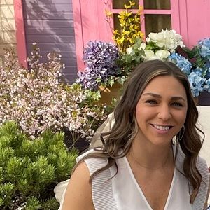 Meet your Posher, Angela